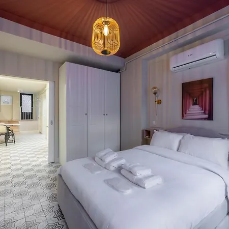 The Stylish Townhouse - Center Istanboel